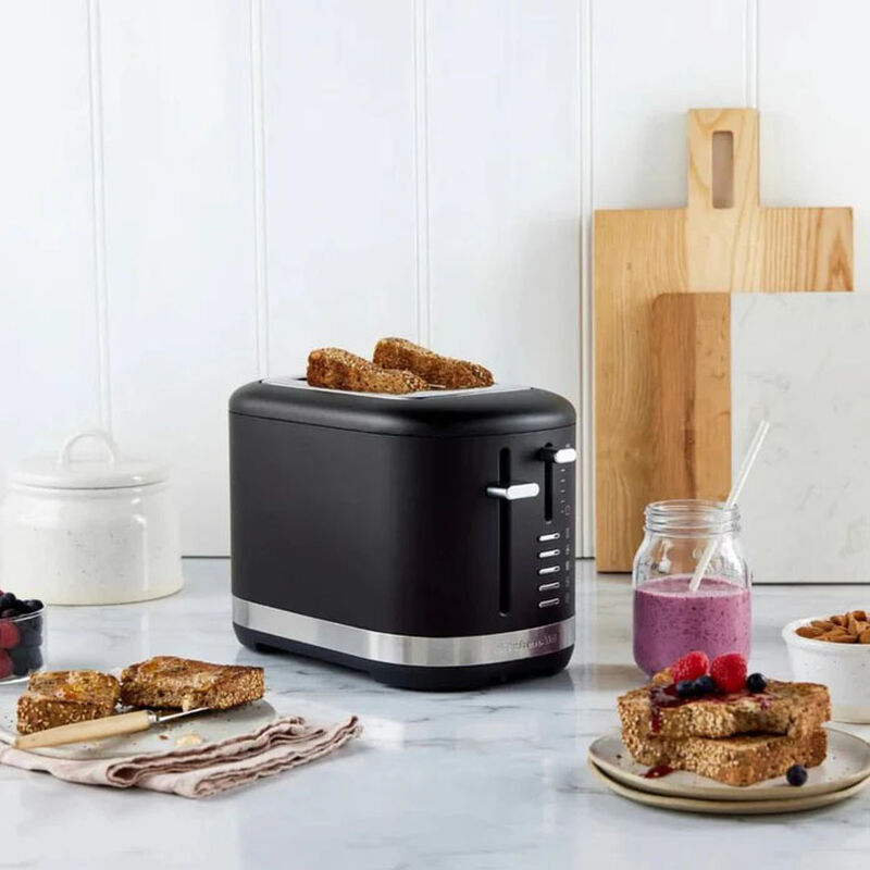 Kitchenaid 2 Slice Toaster - Black Matte image number 3